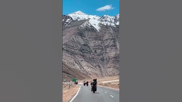 LADAKH on SOCIAL MEDIA vs REALITY #travel #vitalshorts