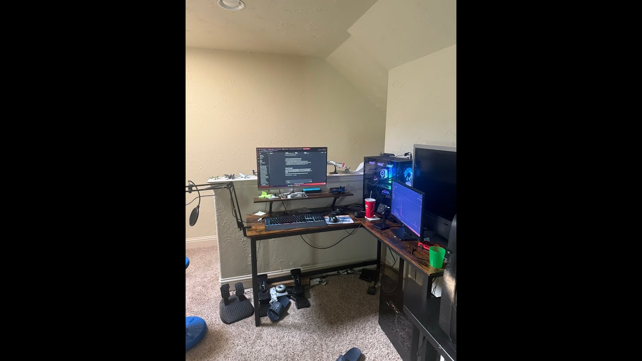 My Ultimate YouTube/Gaming Setup Tour 2025!