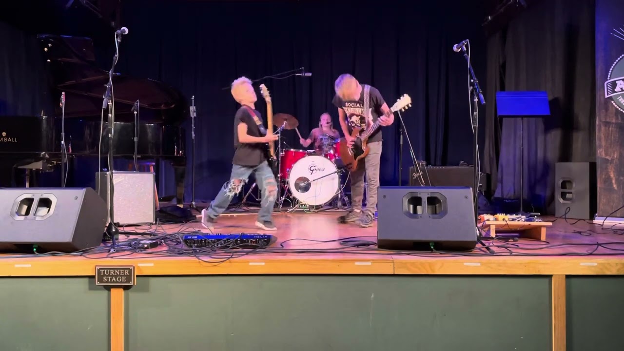 Massasauga Live at the Acorn Theater - “Trapped” & “Go Insane” 10/22/23