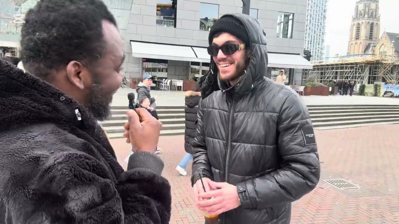 Road side interview in NL.