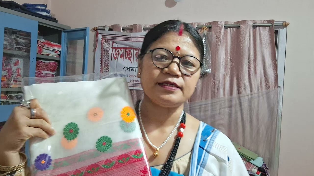 Aaji Moi loi aahisu #SUPER COLLECTION NUNI jura hoi #jimochaya store dhemaji contact 6002313001 🙏