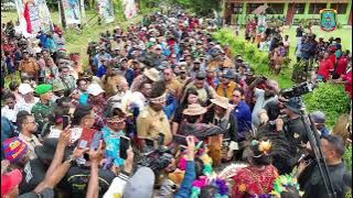 GUBERNUR PAPUA BARAT DAYA HADIRI MUBES II SUKU IMEKKO