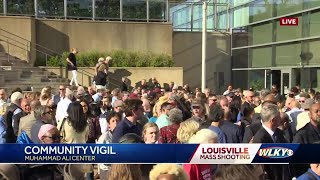 Hundreds gathered for vigil memorializing Louisville bank shooting victims