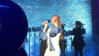 Florence + The Machine - How Big How Blue How Beautiful (Live in Milan 2015) HD