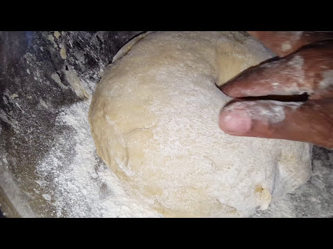 how-to-make-guyanese-homemade-bread-(mixing-the-dough)