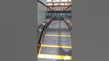 ESCALATOR STEP TREAD CLEANING BEFORE VIDEO