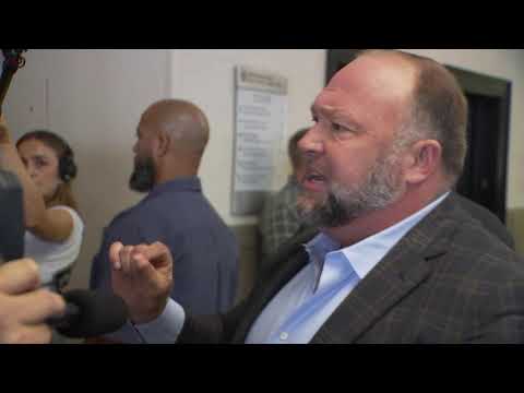 Alex Jones speaks to media at Sandy Hook defamation trial | FOX 7 Austin