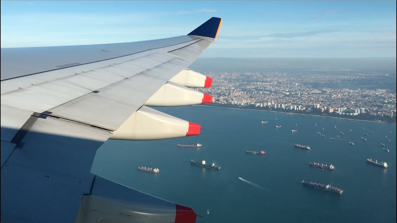 Singapore Airlines Airbus A330-300 Takeoff from Singapore Changi Airport