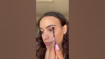 Latte makeup using @sheglam_official vinyl Pop Color Palettes