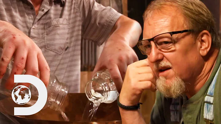 Three Amateur Distillers Attempt The Legendary Geo...
