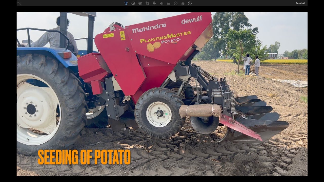 Seeding of Potato with Mahindra Dewulf | New Holland | Agriculture | Pepsico