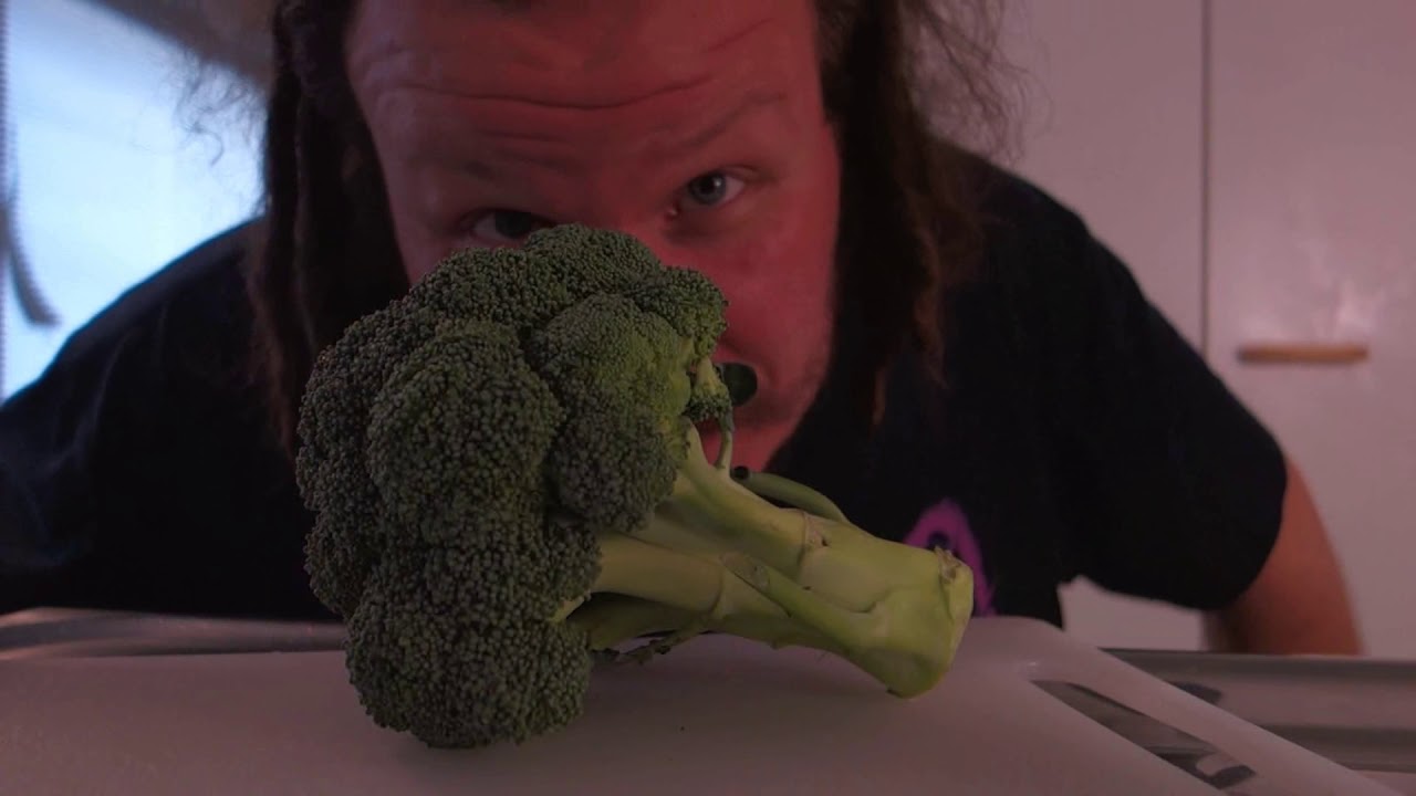 Finnish Man versus broccoli