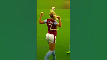 فتاة تقليد رقصة كريستيانو رونالدو بي مقلوب Cristiano Ronaldo Shorts Football Cristianoronaldo 