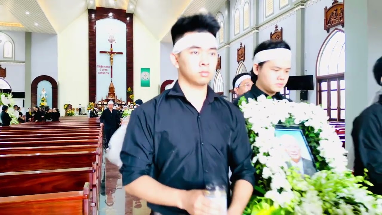 Tang Lễ cụ ông Dương đình Mừoi thôn 10a xã ea ktur Đắk Lắk 