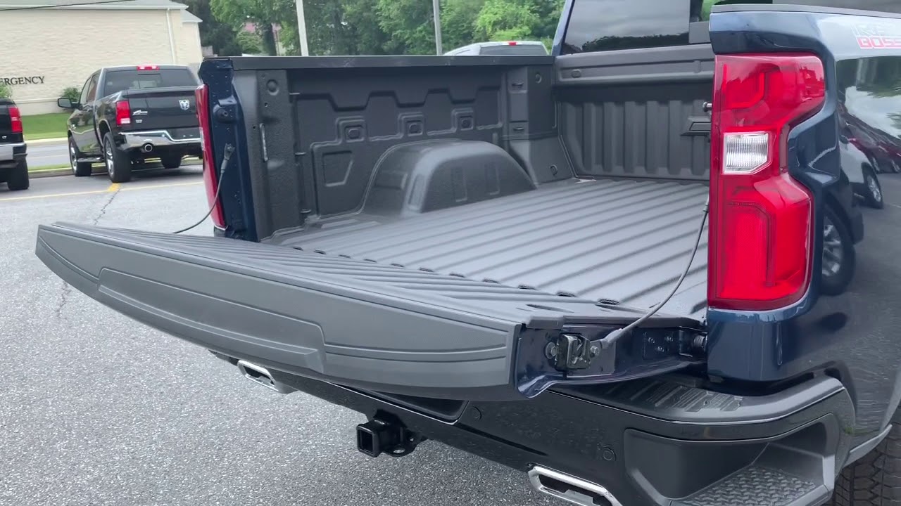 2019 Chevy Silverado Trail Boss Features