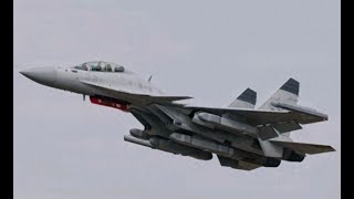 歼15D弹射型，公开亮相，对比美国EA-18G，到底有多强悍？