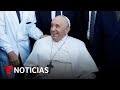 El papa Francisco sale del hospital tras cirugía abdominal | Noticias Telemundo