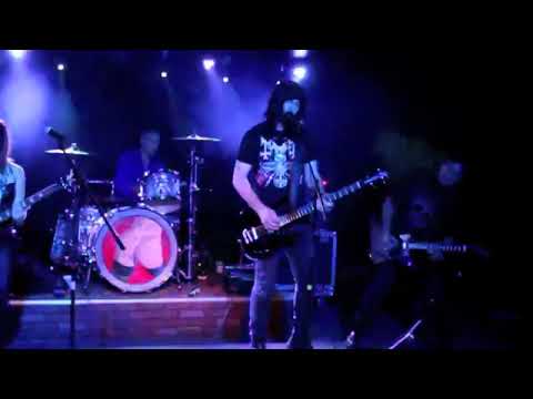 The Flesh Hammers playing "Livin' in L. A." Live.