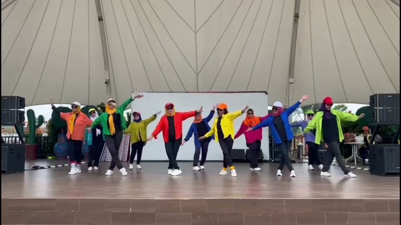 Magic Hour Line Dance | demo by Melinda | choreo: Novi3NLD (INA) & Heather Jayne Endall (AUD)