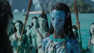 cena Avatar 2 Neytiri encara Ronal e rosnam uma a outra