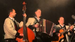 Die Jungen Zillertaler - Kirchlein Maria Brettfall chords