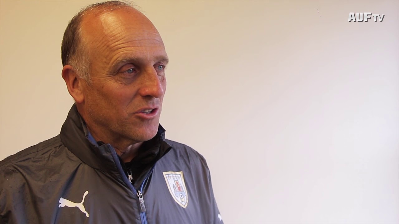 #Sub18 | Uruguay 2 - 0 Selección Gaúcha. Entrevista a Fabián Coito fútbol de guatemala
