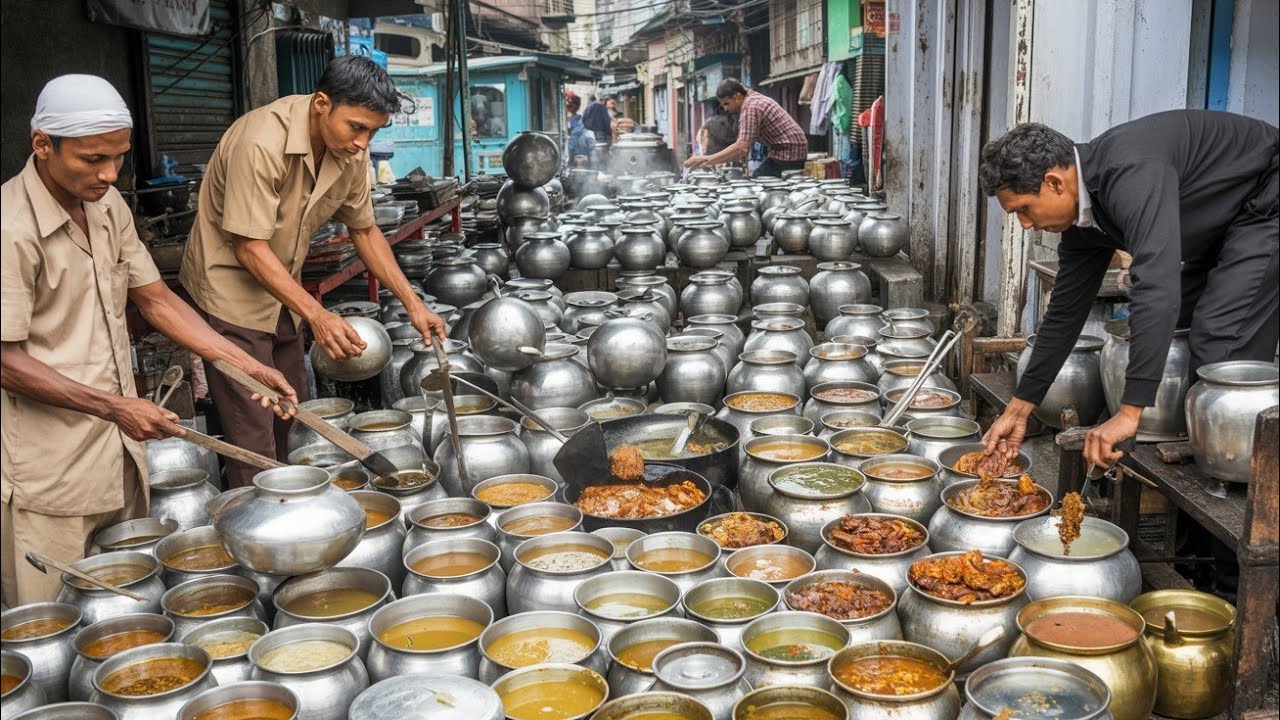 Daily 100+ Mutton Chainaki Cooked in Small Pots | Sakhi Restaurant Peshawar | Afghani Street Food