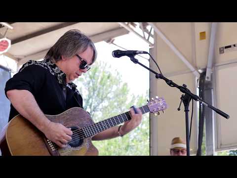 monte-montgomery---"river"-(live-at-the-2017-dallas-international-guitar-show)