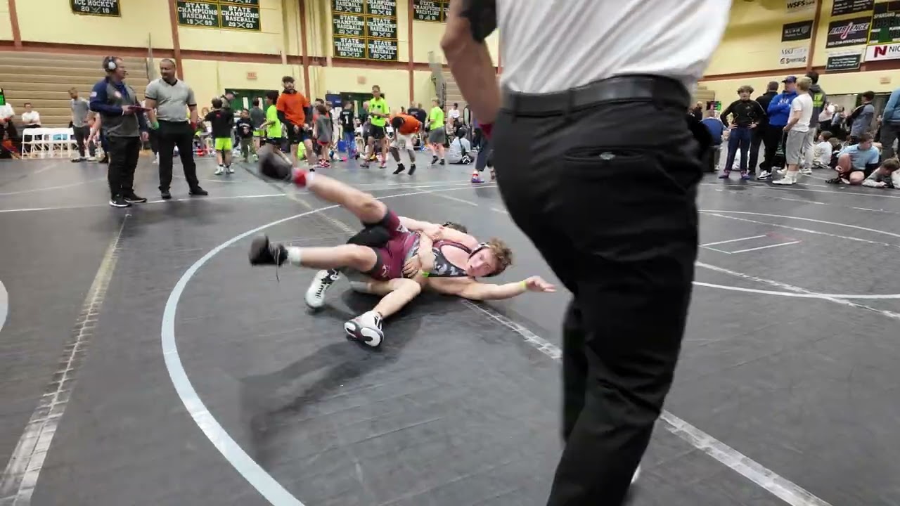 Junior Beast December 20th and 21st, 2025. MS Division.  Lucas Jones weight 128lbs wrestling 141lbs 