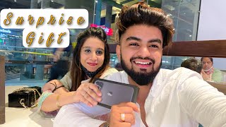 INDIA KA PHELA IPHONE 13 Pro MaX| YUSRA Ke Liye SURPRISE Gift ️  |  Vlog #5 | Mr & Mrs Singhania