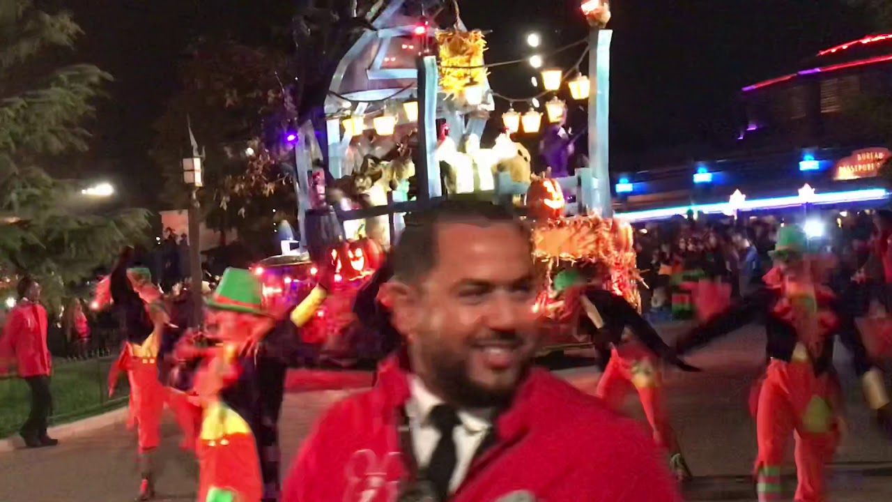 Thé Disney villains Halloween parade fiesta Halloween saison 2019 31/10/. 2019