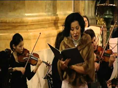 W A Mozart - Jesus Dulcis Memoriam - Akiko Nakajima, Niels Muus