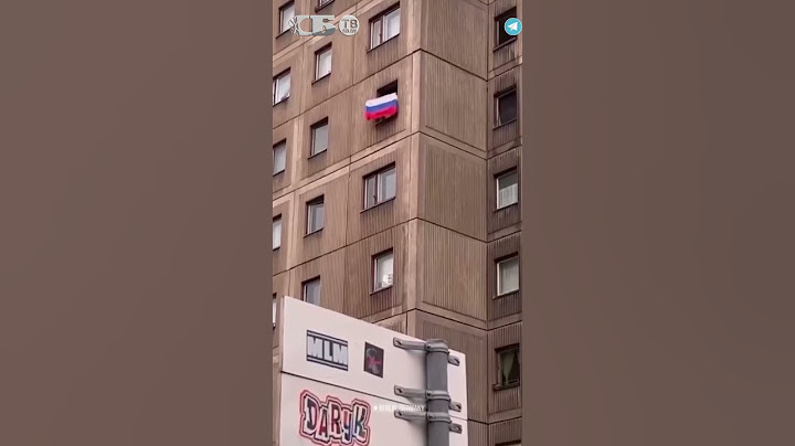 Флаг России испортил вылазку украинцев в Берлине