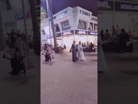 مش بالعشرة لقينا الحب بيكبر بينا ده الحب اساسنا وتكوينا