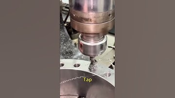 Thread Mill vs Tap #threading #tap #machining