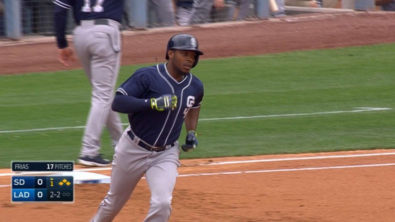 5/24/15: J. Upton leads charge in Padres' win