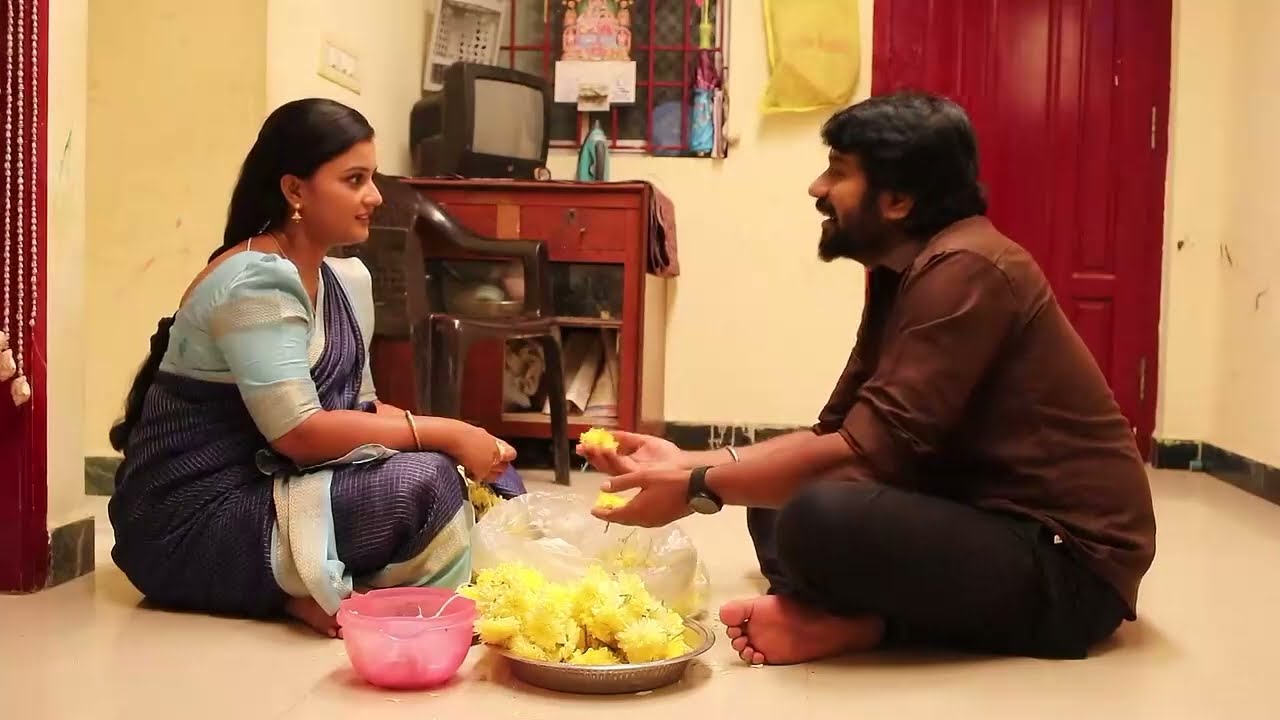 Meena and Vijay start pining for each other as Meena does not return home.