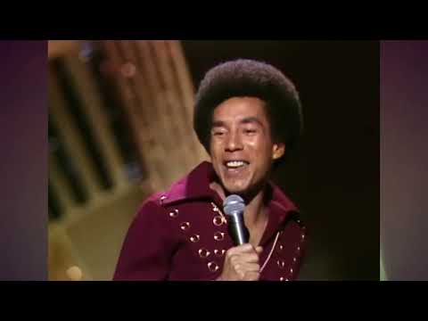 Smokey Robinson – Mickey's Monkey [Live Performance]