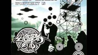 Cardiak - Robot Fonsde Devant Le Mur