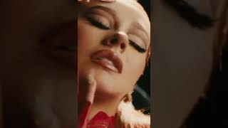 Christina Aguilera, TINI - Sueltame (Adelanto)