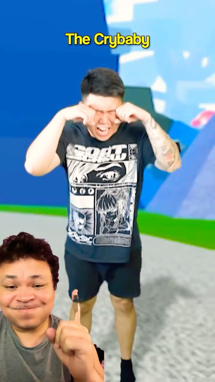 QUANDO VOCÊ ESTÁ JOGANDO ROBLOX COM SEUS AMIGOS #mayumigames #roblox #games #friends #shortsvideo