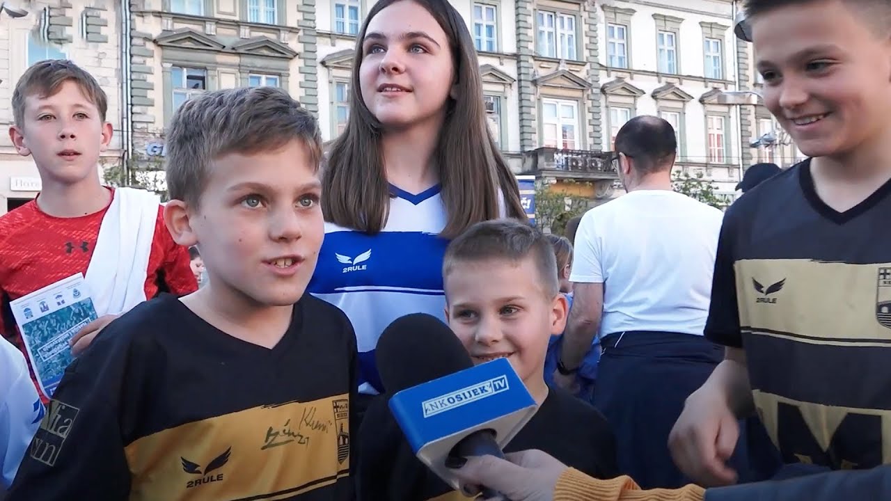 Poruke najmlađih za Bijelo-plave! 💝