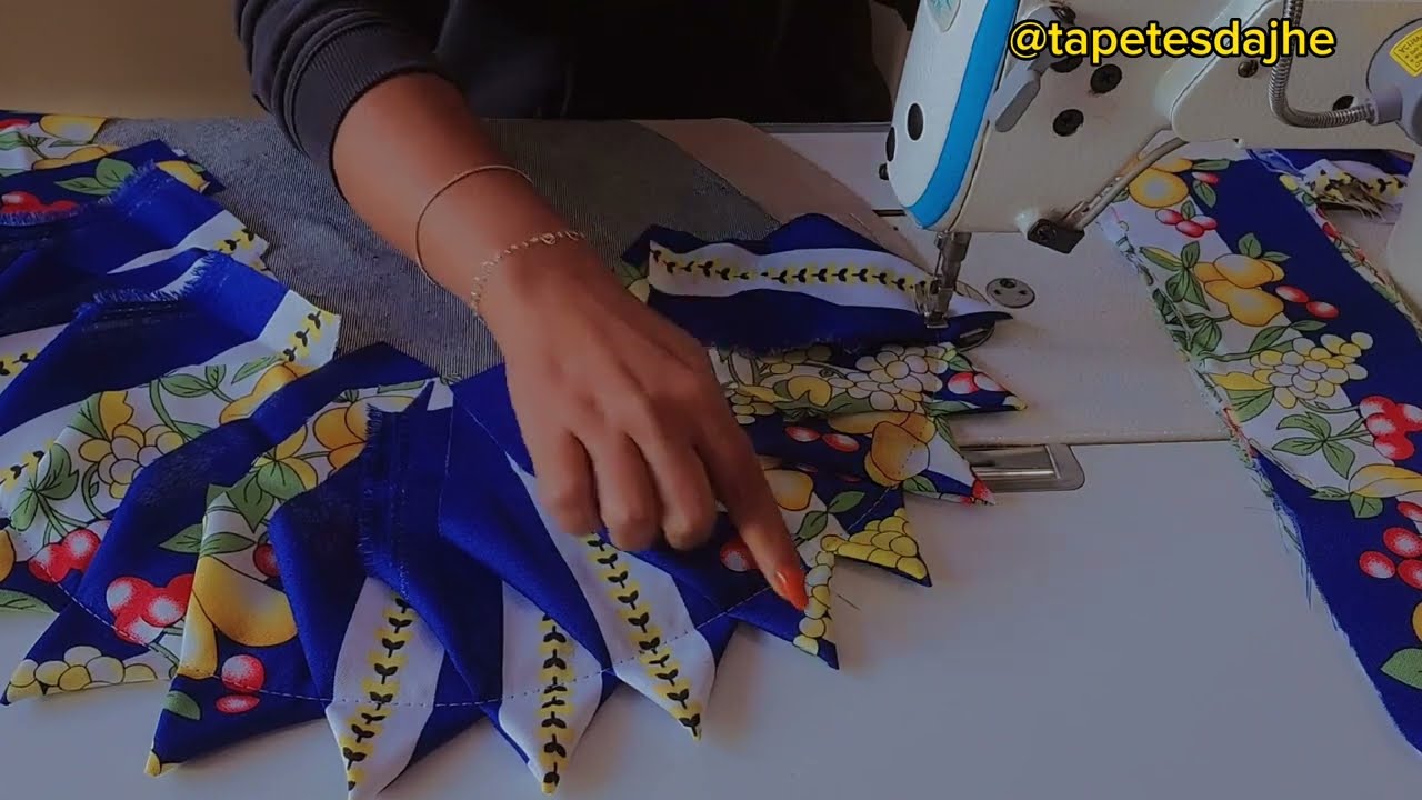 PASSO A PASSO DO MEU JEITINHO PASSADEIRA DE BICÃO DA JHE/Tapetes da jhe/Tapete de bicão