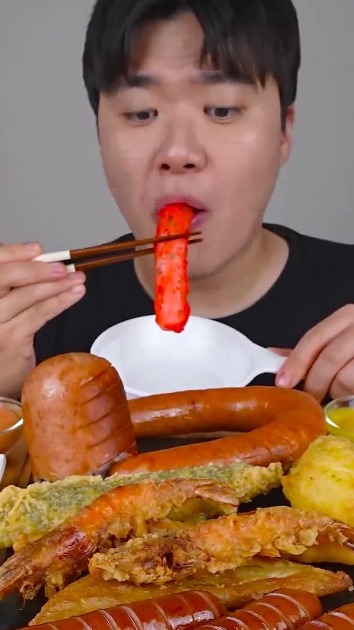 Cheetos tteokbokki \u0026 Sausage ?? #shorts