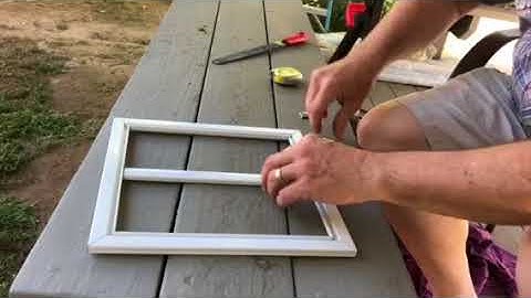 Window screen crossbar measuring and installing