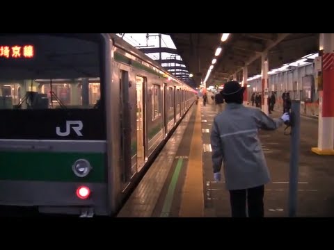 【埼京線】205系下り戸田入線発車 女性車掌の発車メロディ 大雪