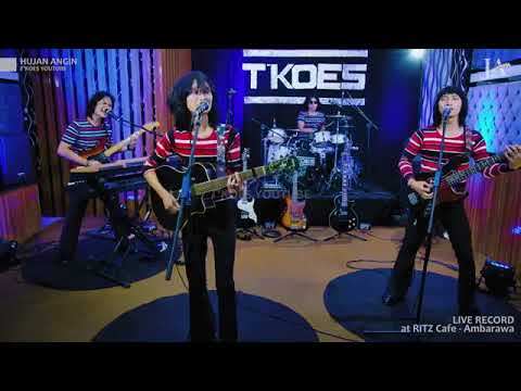 T'KOES HUJAN ANGIN