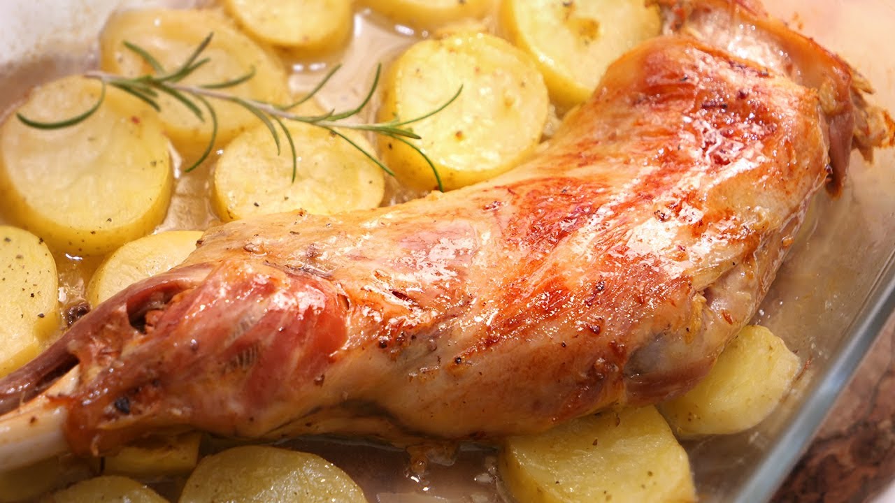 Paletilla de Cordero al horno con Patatas | Carne muy Tierna y Deliciosa!