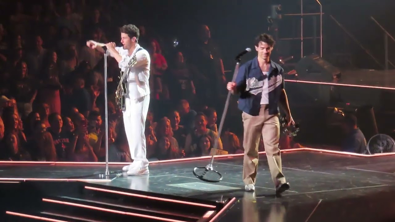Goodnight & Goodbye - Jonas Brothers - 08/16/2023