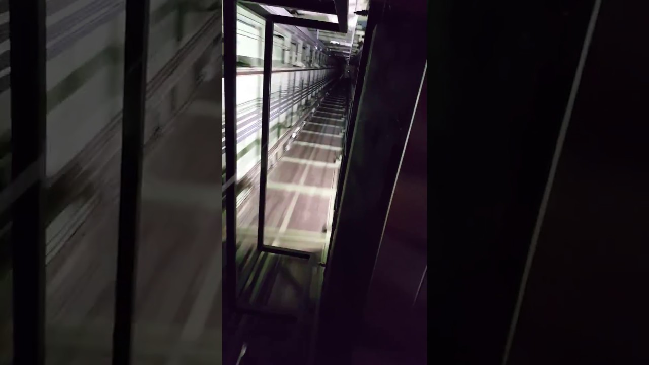 TURBO ELEVATOR in Berlin TV Tower - Berlin Fernsehturm